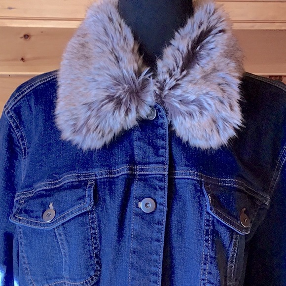 J Jill Detachable Fur Collar Denim Jacket - Picture 6 of 9